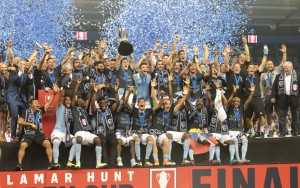 Sporting Kansas City celebrates after defeating the New York Red Bulls 2-1 in the 2017 US Open Cup Final. Photo: Bob Larson