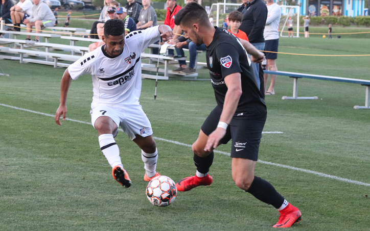 South Georgia Tormenta and Myrtle Beach Mutiny battle for the ball in an all-PDL matchup in the 2018 US Open Cup. Photo: Ian Brooking