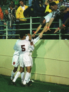 The San Francisco Bay Seals celebrate with their fans during the 1997 US Open Cup Third Round match against the San Jose Clash. Photo: San Francisco Bay Seals