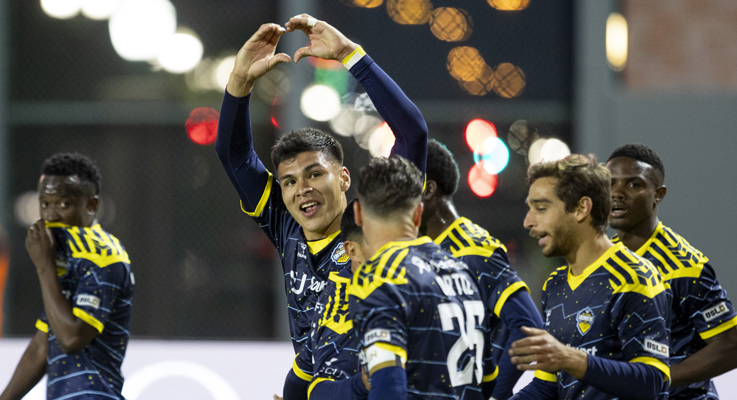 Players from El Paso Locomotive FC celebrate after scoring a goal against Harpos FC in the First Round of the 2025 US Open Cup. Photo: Ivan Pierre Aguirre/El Paso Locomotive FC