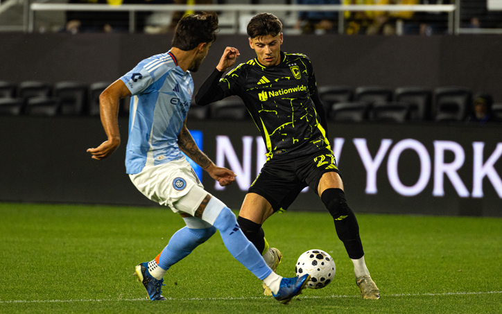 Max Arfsten of the Columbus Crew dribbles the ball against New York City FC in the Quarterfinals of the 2026 US Open Cup. Photo: Carlos Hernandez – Black Cat Photography – IG @black_catphoto